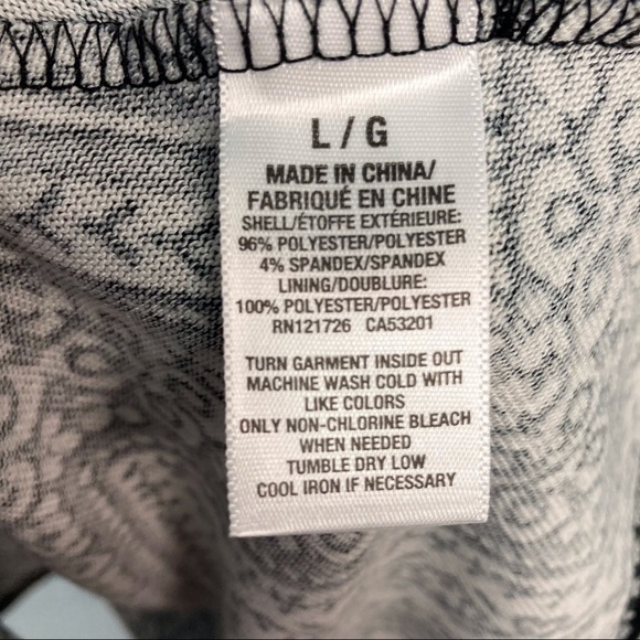 prince & Fox Floral Faux Wrap Skater Shift Dress - Picture 10 of 16